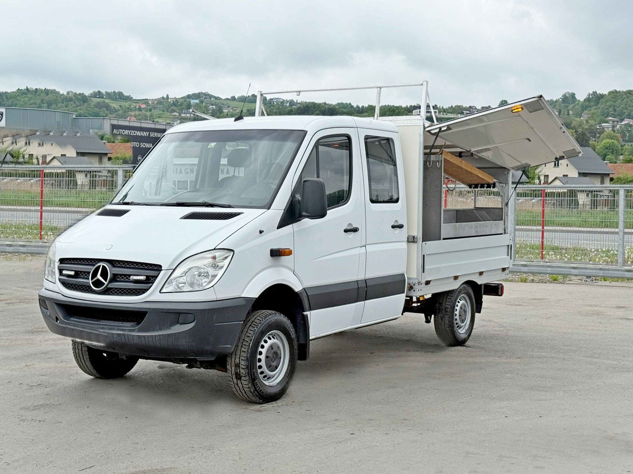Mercedes-Benz Sprinter 514 CDI Kipper 2,75 m * Doppel Kabine! - Dostavno vozilo istovarivač: slika 4 Mercedes-Benz Sprinter 514 CDI Kipper 2,75 m * Doppel Kabine! - Dostavno vozilo istovarivač: slika 4
