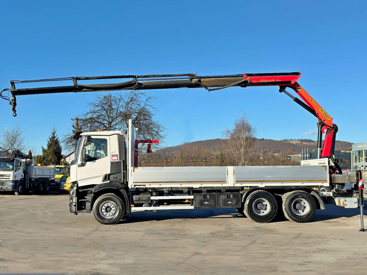 Renault C 380 *PRITSCHE 6,80m * PK 18002-EH C + FUNK*6x4 - Kamion sa dizalicom: slika 5 Renault C 380 *PRITSCHE 6,80m * PK 18002-EH C + FUNK*6x4 - Kamion sa dizalicom: slika 5