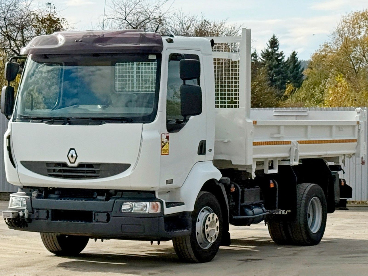 Renault MIDLUM 220 DCI *KIPPER 3,80m * BORDMATIC - Istovarivač, Kamion sa dizalicom: slika 4 Renault MIDLUM 220 DCI *KIPPER 3,80m * BORDMATIC - Istovarivač, Kamion sa dizalicom: slika 4