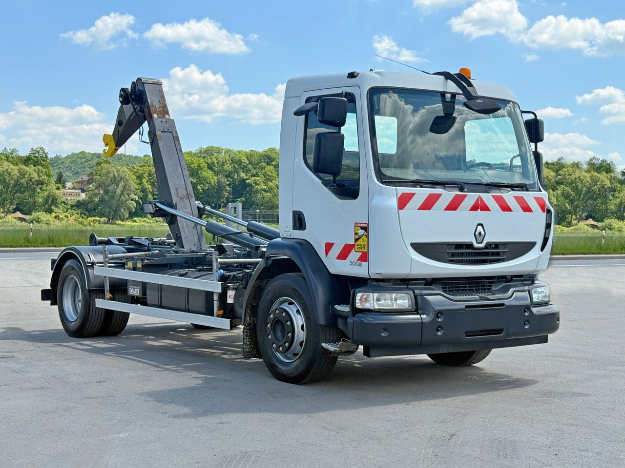 Renault MIDLUM 300 DXI* ABROLLKIPPER * TOPZUSTAND - Kamion sa hidrauličnom kukom, Kamion sa dizalicom: slika 1 Renault MIDLUM 300 DXI* ABROLLKIPPER * TOPZUSTAND - Kamion sa hidrauličnom kukom, Kamion sa dizalicom: slika 1