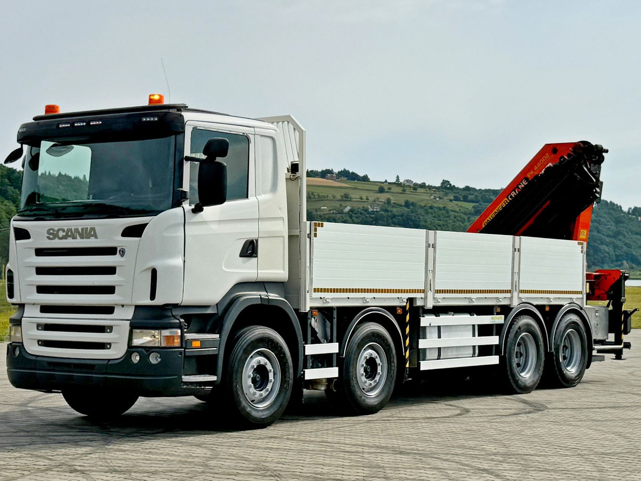 Scania R 420 PRITSCHE 6,47 m * PK 44002/FUNK * 8x4 /TOP - Kamion sa dizalicom: slika 4 Scania R 420 PRITSCHE 6,47 m * PK 44002/FUNK * 8x4 /TOP - Kamion sa dizalicom: slika 4