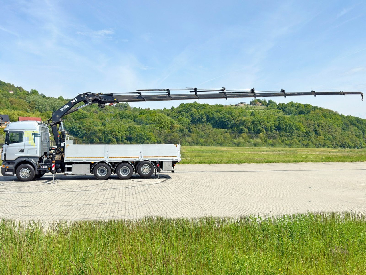 Scania R480 PRITSCHE 6,85m *HIAB 377 E-8 HIPRO/FUNK*8x4 - Kamion sa dizalicom: slika 5 Scania R480 PRITSCHE 6,85m *HIAB 377 E-8 HIPRO/FUNK*8x4 - Kamion sa dizalicom: slika 5