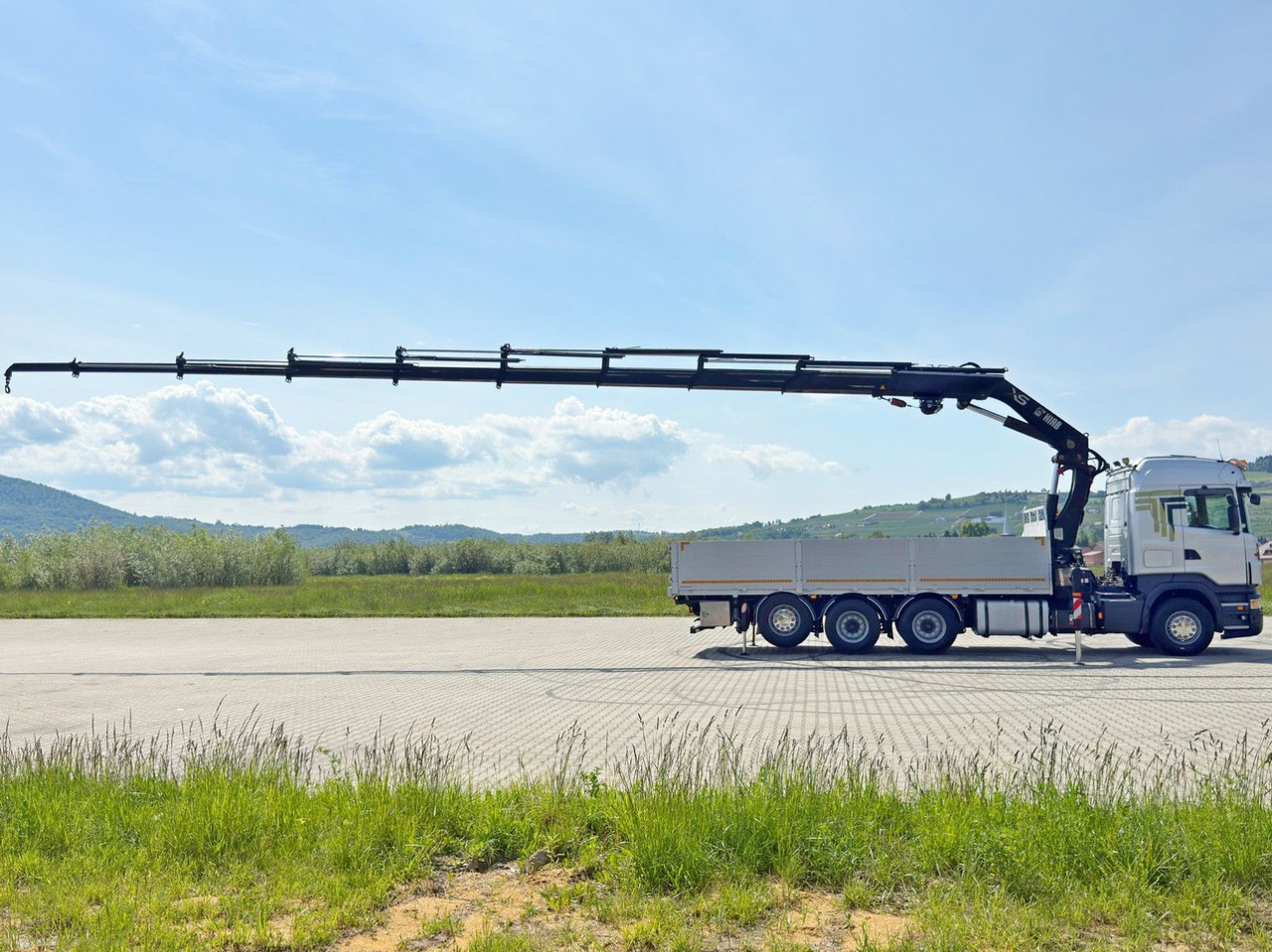 Scania R480 PRITSCHE 6,85m *HIAB 377 E-8 HIPRO/FUNK*8x4 - Kamion sa dizalicom: slika 5 Scania R480 PRITSCHE 6,85m *HIAB 377 E-8 HIPRO/FUNK*8x4 - Kamion sa dizalicom: slika 5