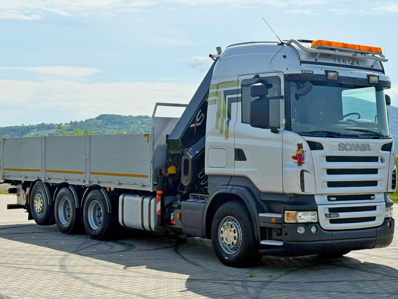 Scania R480 PRITSCHE 6,85m *HIAB 377 E-8 HIPRO/FUNK*8x4 - Kamion sa dizalicom: slika 4 Scania R480 PRITSCHE 6,85m *HIAB 377 E-8 HIPRO/FUNK*8x4 - Kamion sa dizalicom: slika 4