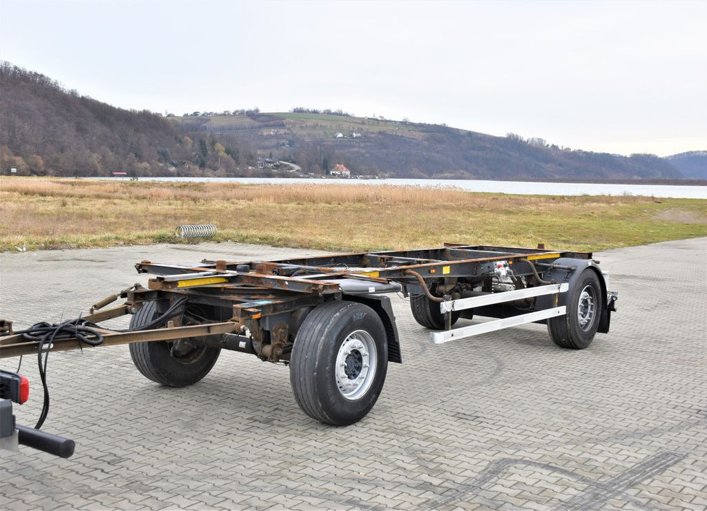 Schmitz Cargobull Anhänger 6,90m * TOPZUSTAND ! - Prikolica sa golom šasijom: slika 3 Schmitz Cargobull Anhänger 6,90m * TOPZUSTAND ! - Prikolica sa golom šasijom: slika 3