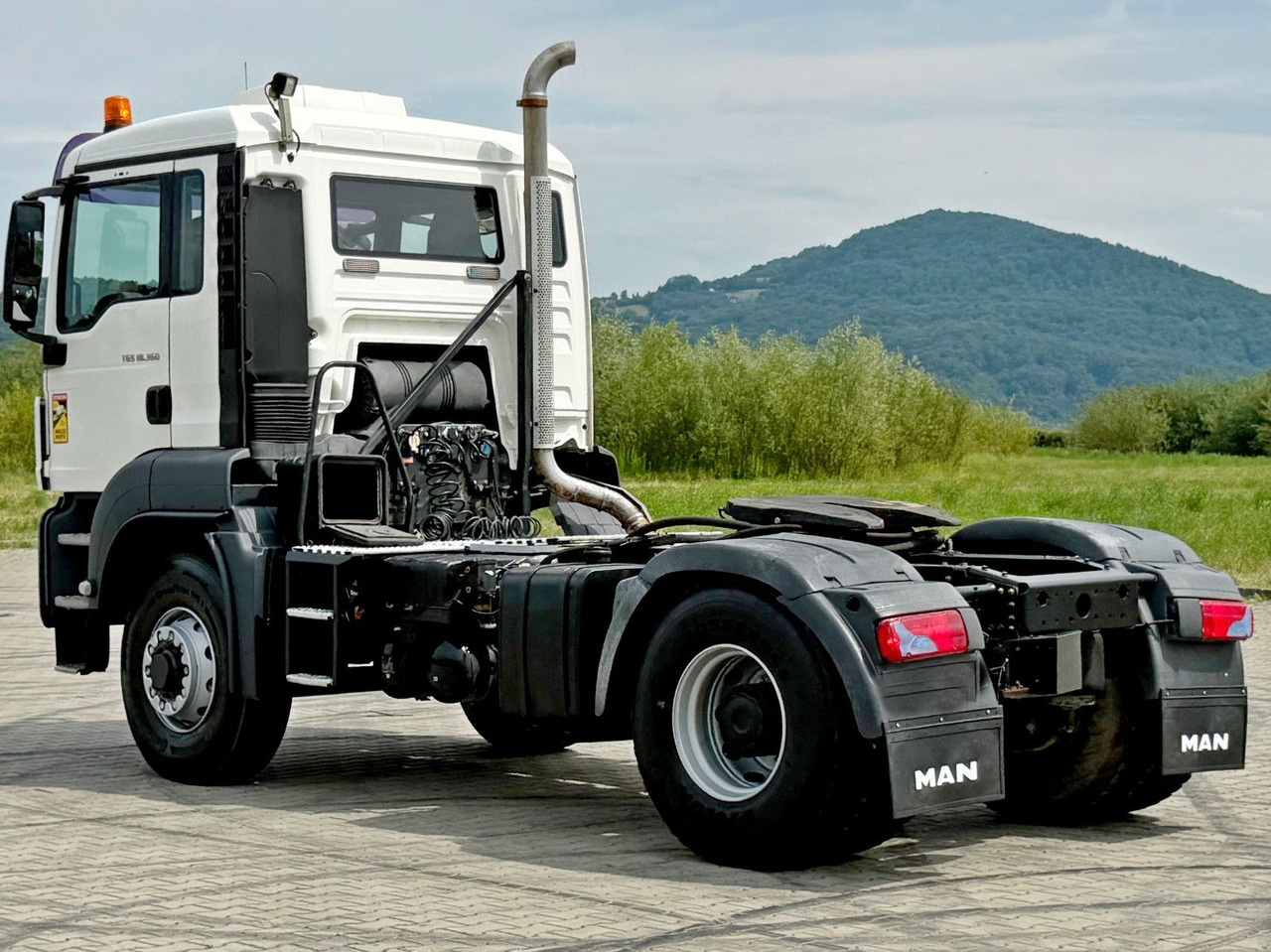 MAN TGS 18.360 * Sattelzugmaschine * 4x4 * TOP - Tegljač: slika 5 MAN TGS 18.360 * Sattelzugmaschine * 4x4 * TOP - Tegljač: slika 5