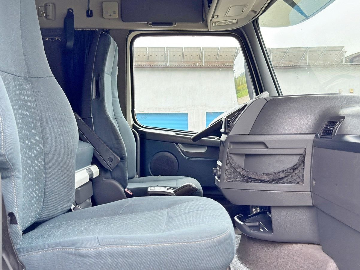 Kamion sa dizalicom Volvo FH 500 * PRITSCHE 6,05 m* PK 42502 + FUNK *TOP: slika 11 Kamion sa dizalicom Volvo FH 500 * PRITSCHE 6,05 m* PK 42502 + FUNK *TOP: slika 11