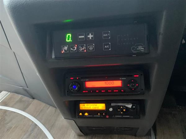 Turistički autobus 2014 Volvo B9r Caetano Levante: slika 12