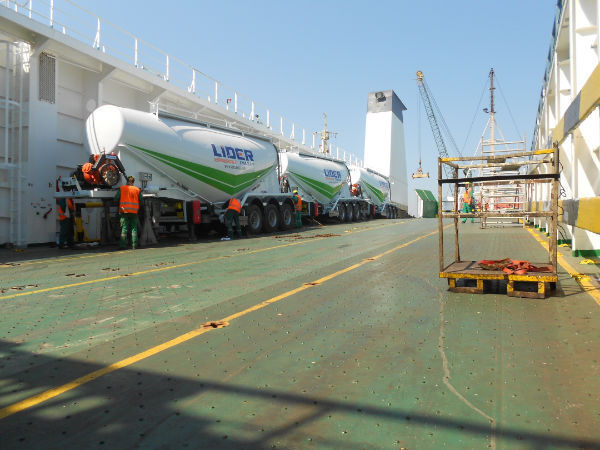 Poluprikolica cisterna za prevoz cementa novi LIDER NEW ciment remorque 2025 YEAR (MANUFACTURER COMPANY): slika 11