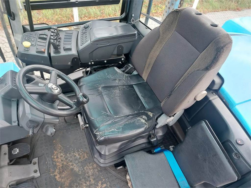Kalmar DCG160-12 - Mašina za kontejenere: slika 1 Kalmar DCG160-12 - Mašina za kontejenere: slika 1