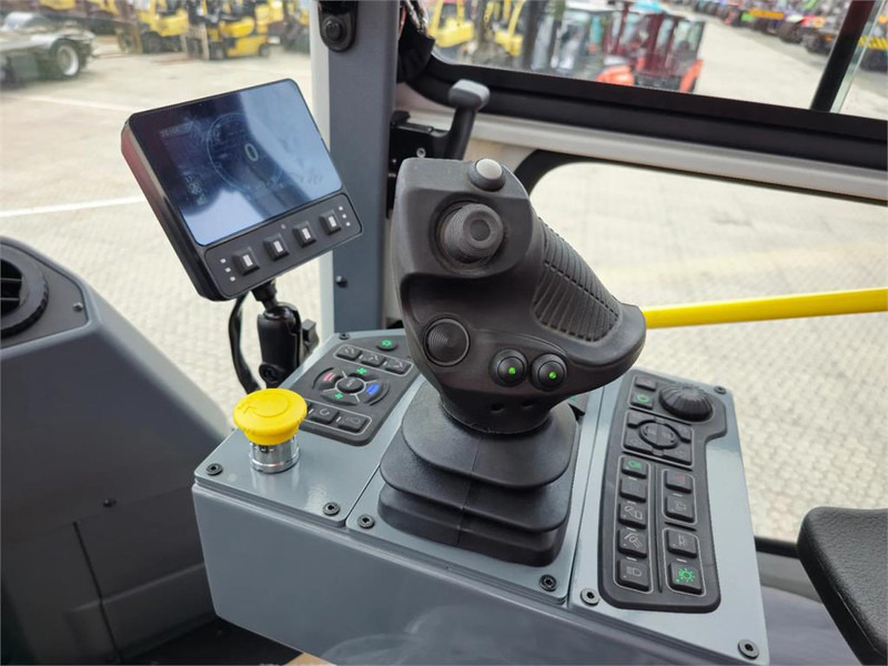 Kalmar DRU450-62S5 - Dizalica za kontejnere: slika 3 Kalmar DRU450-62S5 - Dizalica za kontejnere: slika 3