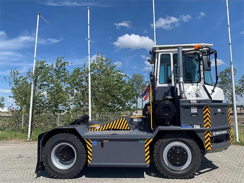 Mafi HD445 4x4 - Terminalni traktor: slika 2 Mafi HD445 4x4 - Terminalni traktor: slika 2