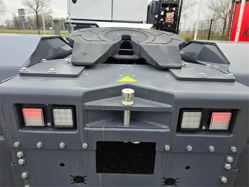 Terminalni traktor Mafi R336 4x4: slika 9