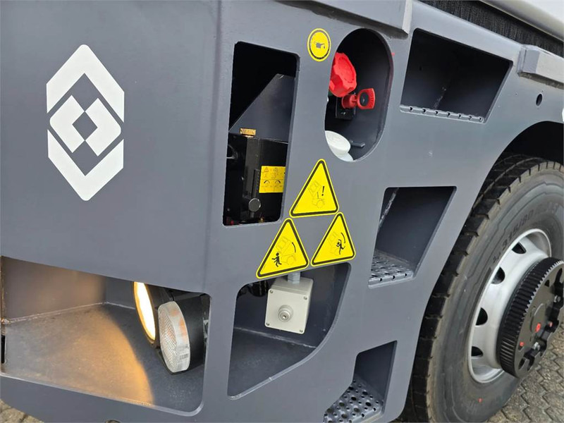 Terminalni traktor Mafi R336 4x4: slika 11