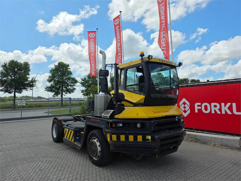 Terberg RT222 4x4 - Terminalni traktor: slika 1 Terberg RT222 4x4 - Terminalni traktor: slika 1
