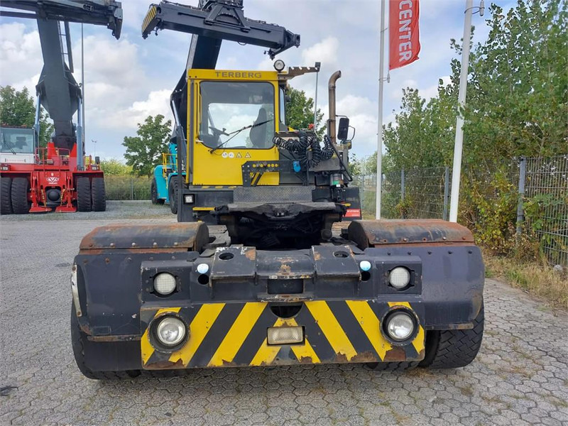 Terberg RT282 4x4 - Terminalni traktor: slika 5 Terberg RT282 4x4 - Terminalni traktor: slika 5