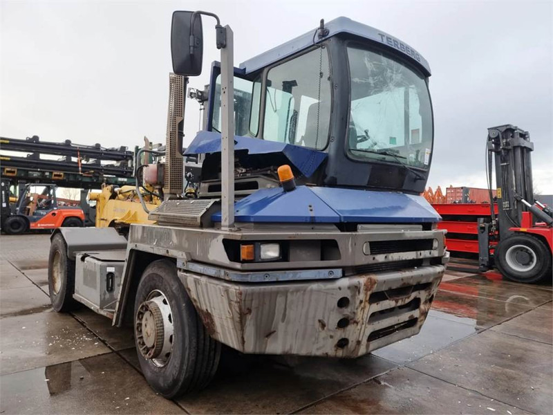 Terberg RT282 4x4 + safeneck - Terminalni traktor: slika 1 Terberg RT282 4x4 + safeneck - Terminalni traktor: slika 1