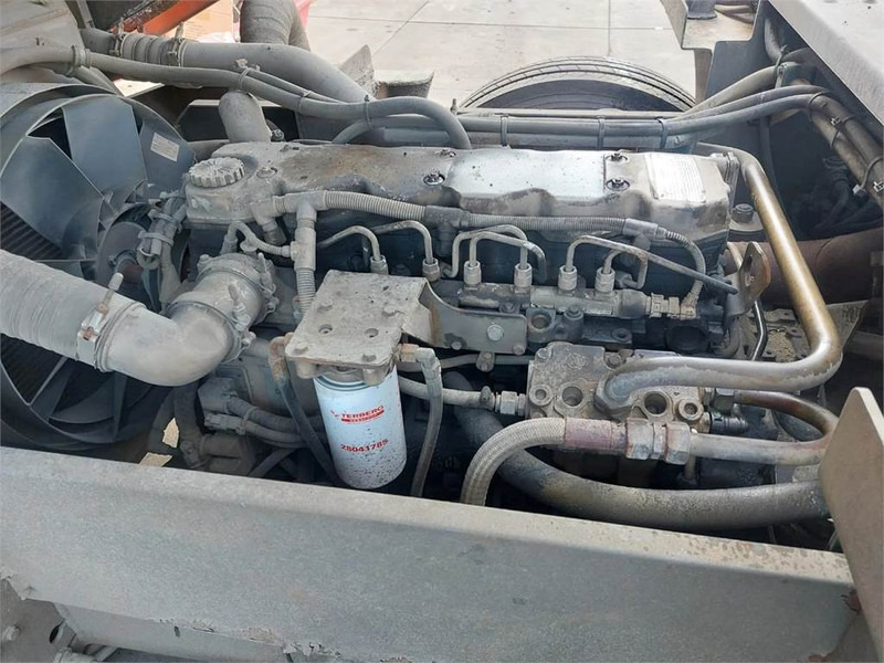 Terminalni traktor Terberg YT182: slika 16 Terminalni traktor Terberg YT182: slika 16