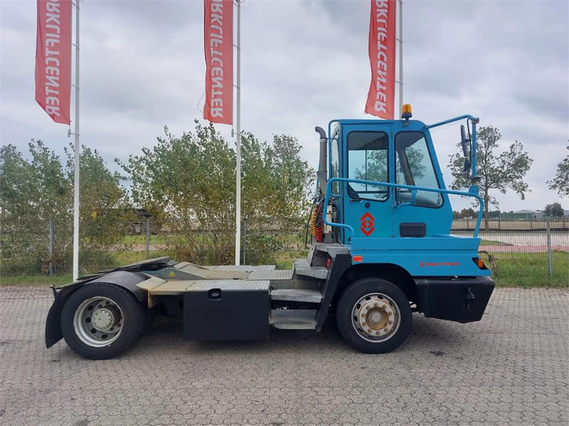 Terberg YT182 - Terminalni traktor: slika 3 Terberg YT182 - Terminalni traktor: slika 3
