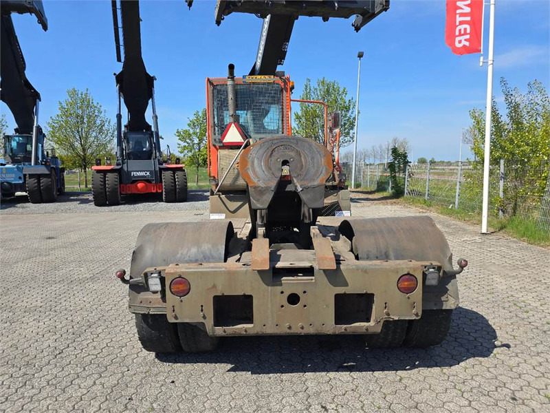 Terberg YT182 - Terminalni traktor: slika 5 Terberg YT182 - Terminalni traktor: slika 5