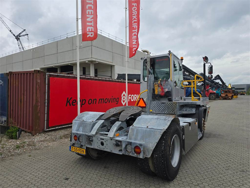 Terminalni traktor Terberg YT223: slika 6