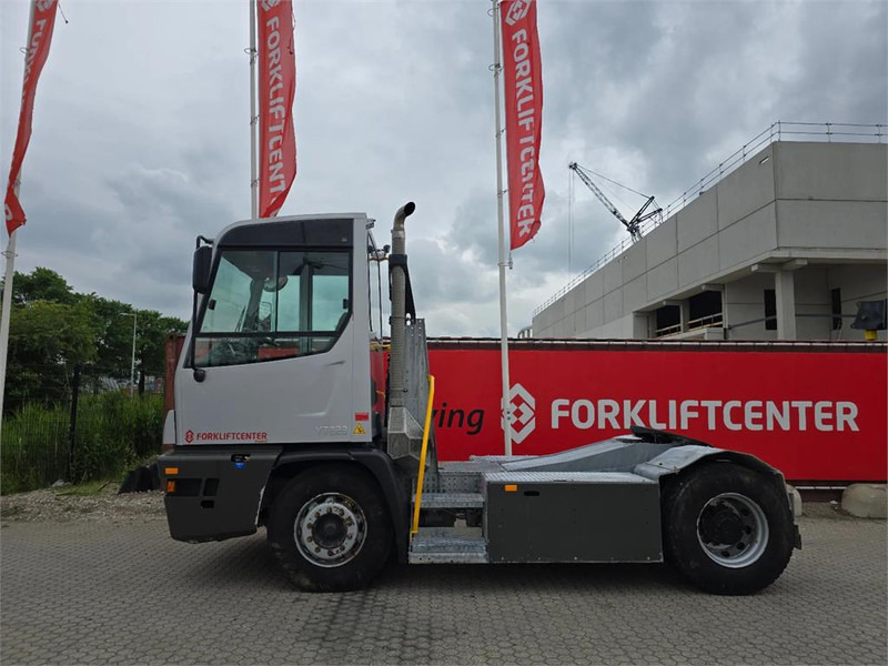 Terberg YT223 - Terminalni traktor: slika 4 Terberg YT223 - Terminalni traktor: slika 4