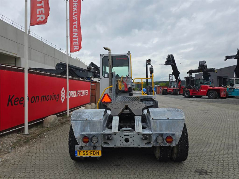 Terminalni traktor Terberg YT223: slika 8