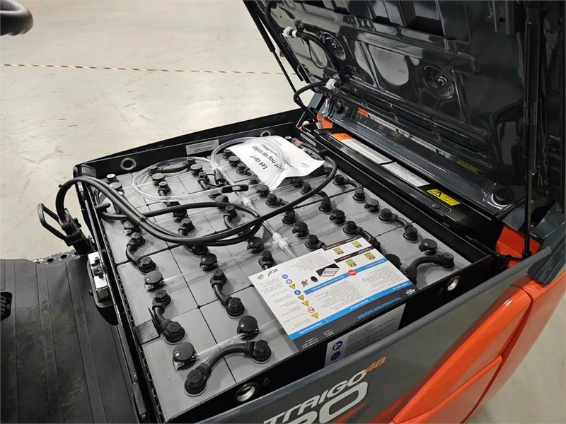 Električni viljuškar Toyota 8FBE20T: slika 10