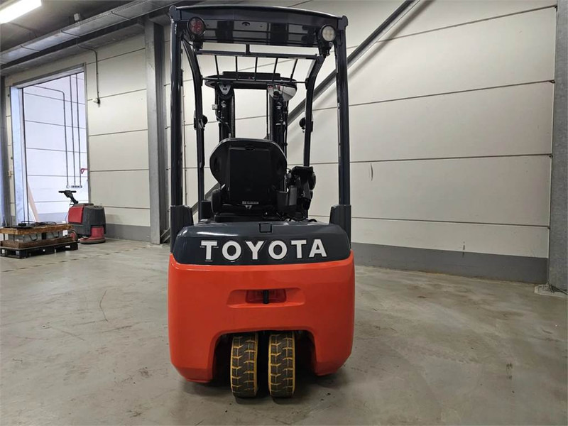 Električni viljuškar Toyota 8FBE20T: slika 8