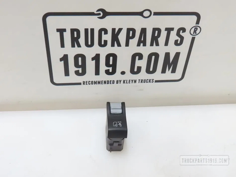 Scania 2475749 Schakelaar Scania - Komandna tabla za Kamion: slika 1 Scania 2475749 Schakelaar Scania - Komandna tabla za Kamion: slika 1