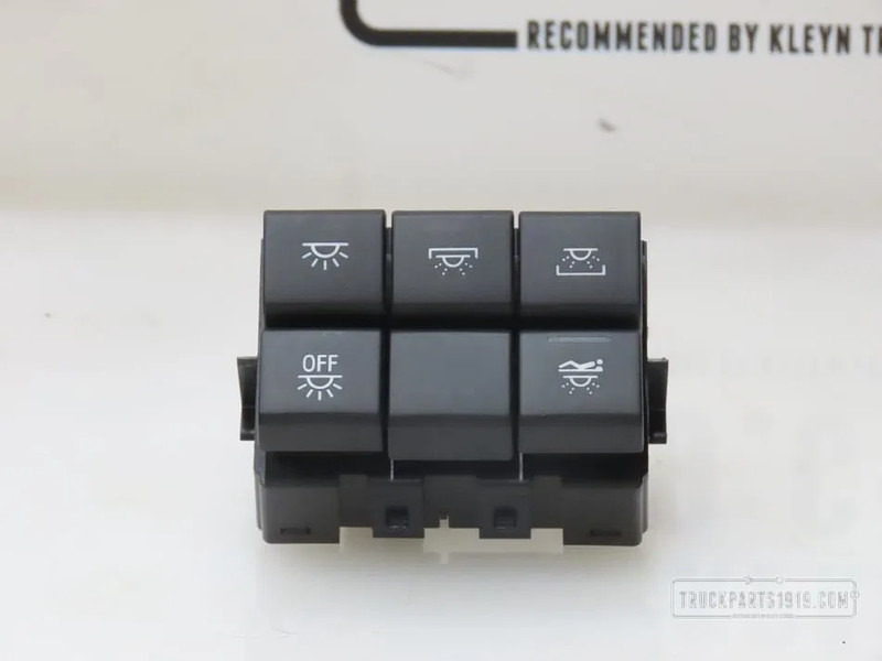 Scania 2875673 | Schakelaar module Scania - Komandna tabla za Kamion: slika 1 Scania 2875673 | Schakelaar module Scania - Komandna tabla za Kamion: slika 1