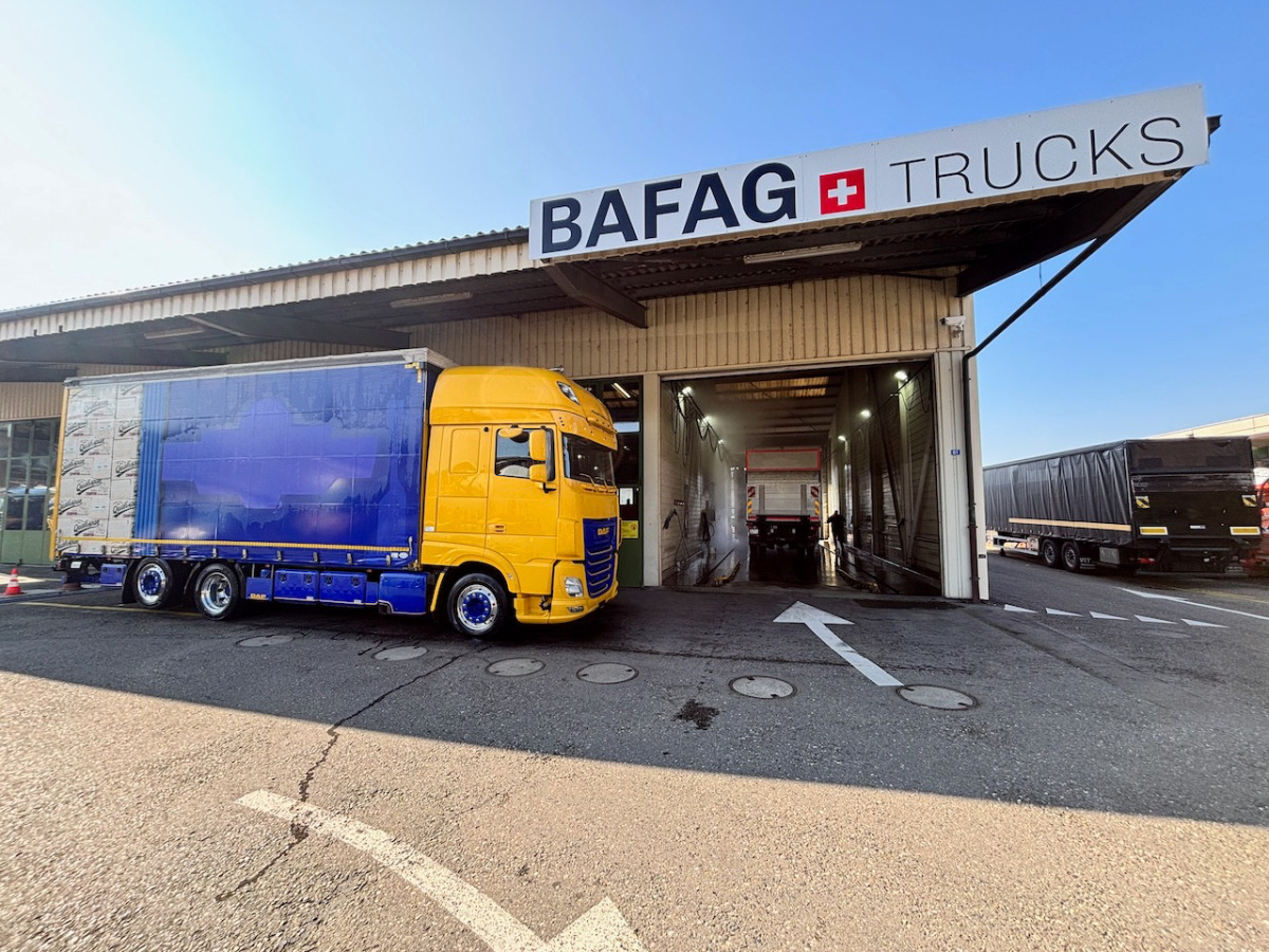 DAF FAN XF 530 LD Jumbo - Kamion sa ceradom: slika 2 DAF FAN XF 530 LD Jumbo - Kamion sa ceradom: slika 2