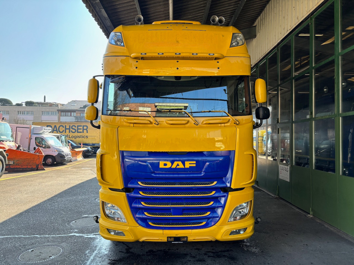 DAF FAN XF 530 LTD - Kamion sa ceradom: slika 3 DAF FAN XF 530 LTD - Kamion sa ceradom: slika 3