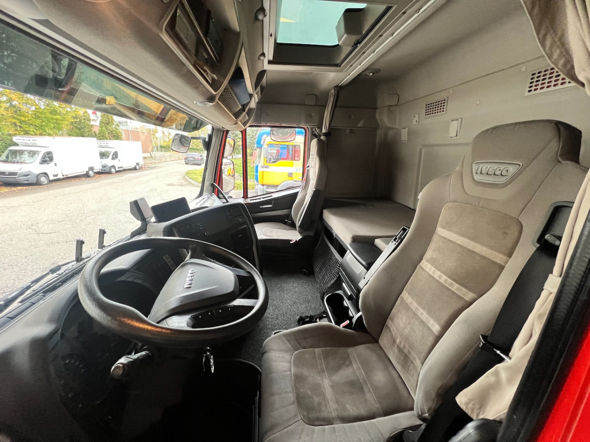 IVECO 260S42 Stralis - Kamion sa zatvorenim sandukom: slika 4 IVECO 260S42 Stralis - Kamion sa zatvorenim sandukom: slika 4