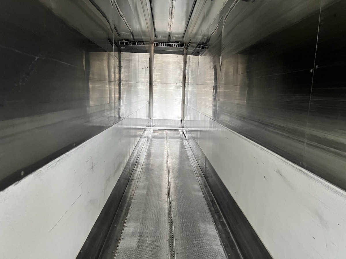 Kamion sa zatvorenim sandukom IVECO 260S42 Stralis: slika 19 Kamion sa zatvorenim sandukom IVECO 260S42 Stralis: slika 19