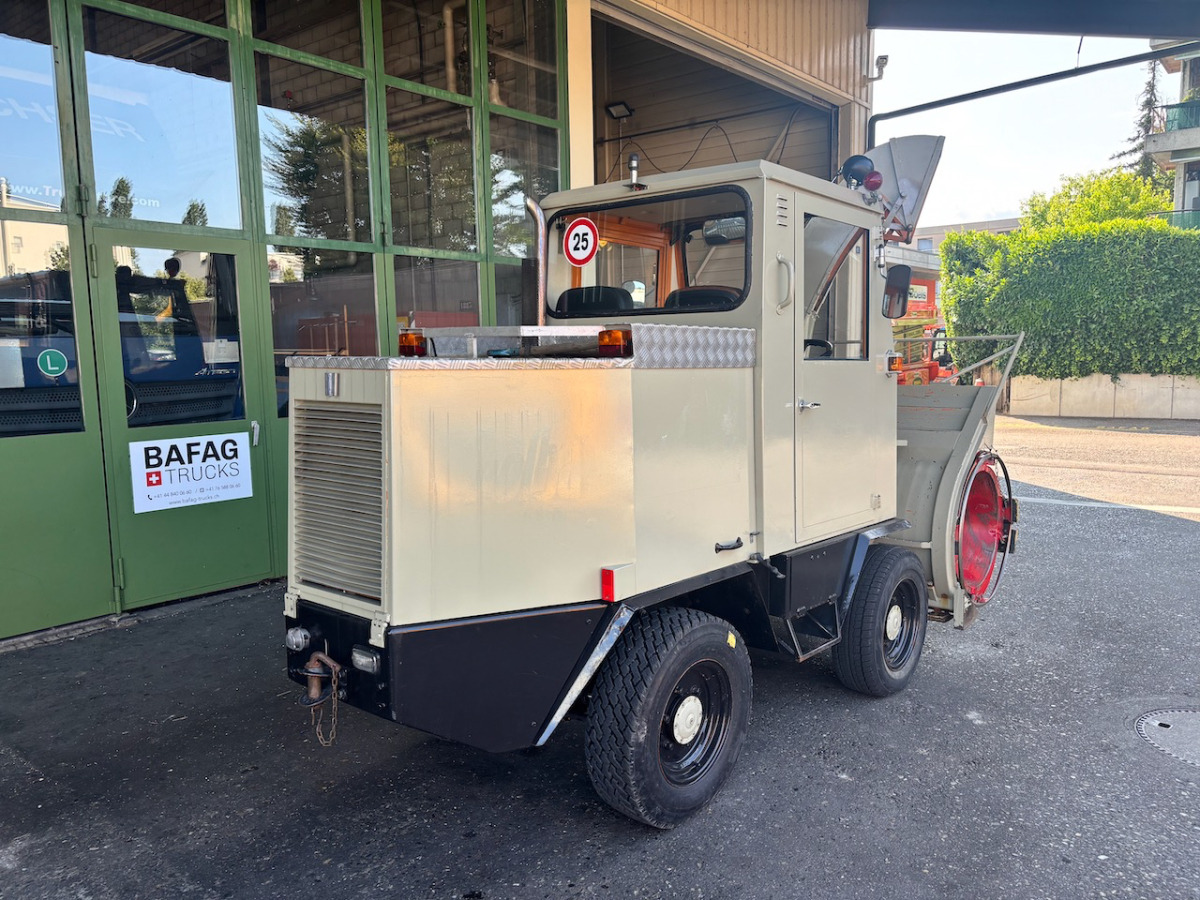 Marke Rolba R200 - Korisno/ Posebno vozilo: slika 5 Marke Rolba R200 - Korisno/ Posebno vozilo: slika 5