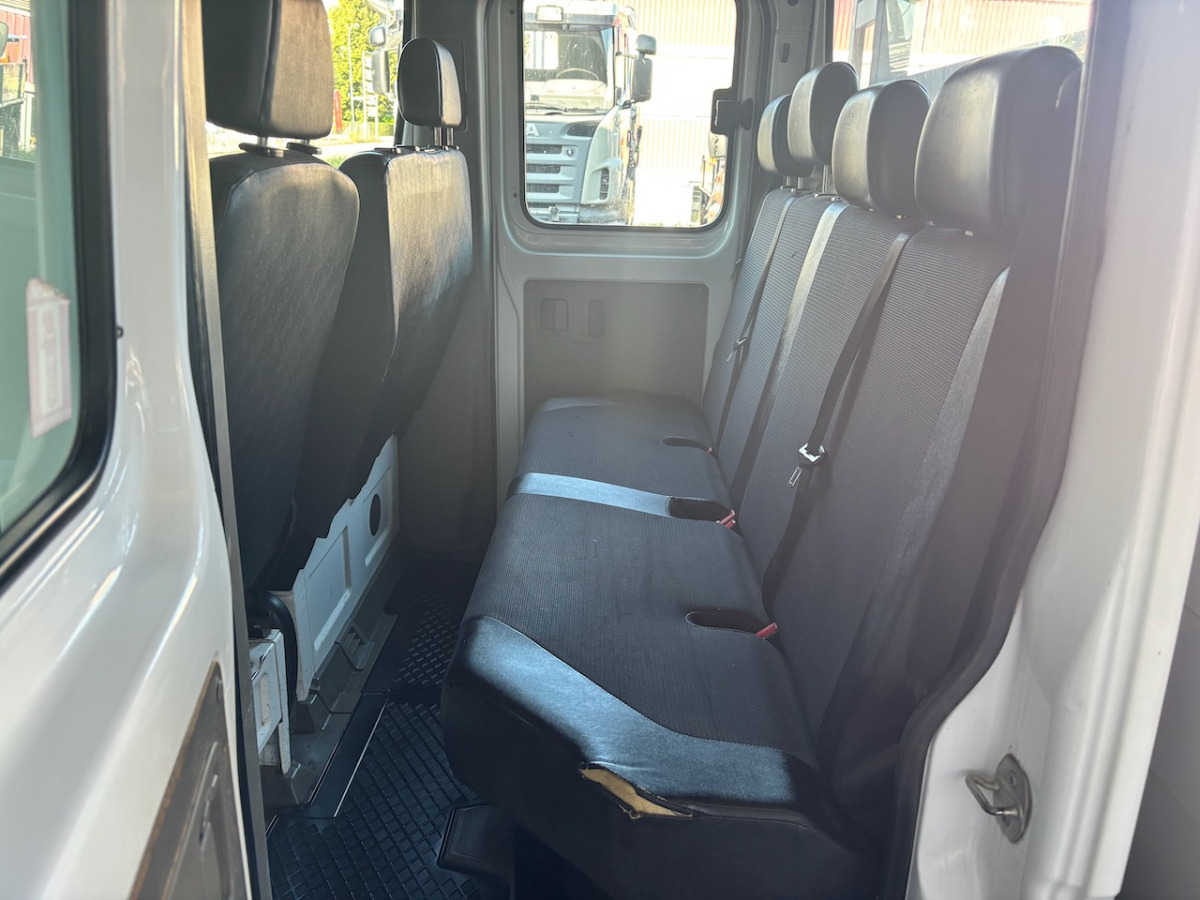 Dostavno vozilo sa otvorenom sandukom, Dostavno vozilo sa duplom kabinom MERCEDES 316 CDI: slika 12