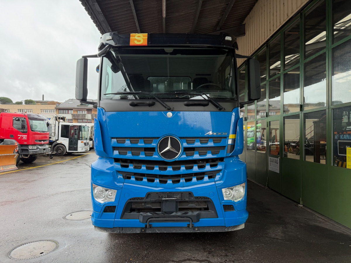 MERCEDES Arocs 4451 - Istovarivač: slika 3 MERCEDES Arocs 4451 - Istovarivač: slika 3