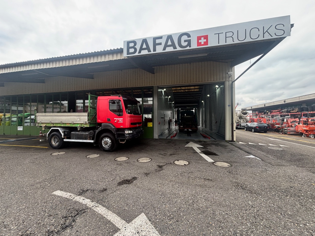 RENAULT Kerax 420DCI 4x4 - Istovarivač: slika 2 RENAULT Kerax 420DCI 4x4 - Istovarivač: slika 2