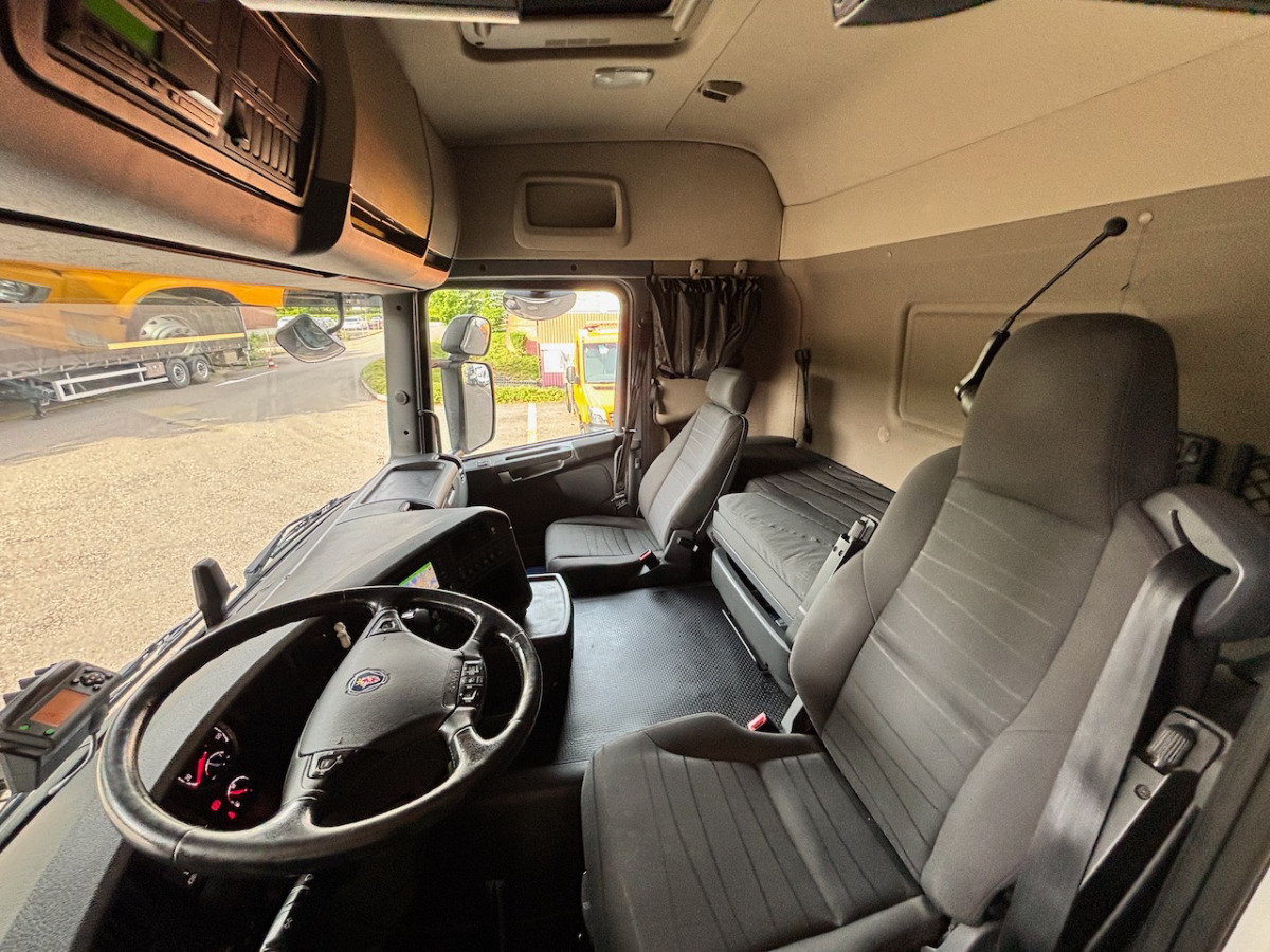 SCANIA G410 - Kamion sa ceradom: slika 4 SCANIA G410 - Kamion sa ceradom: slika 4