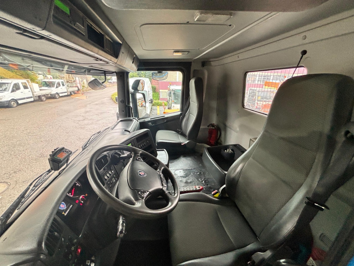SCANIA G450 LB 6x2 - Kamion za utovaranje kontejnera: slika 4 SCANIA G450 LB 6x2 - Kamion za utovaranje kontejnera: slika 4
