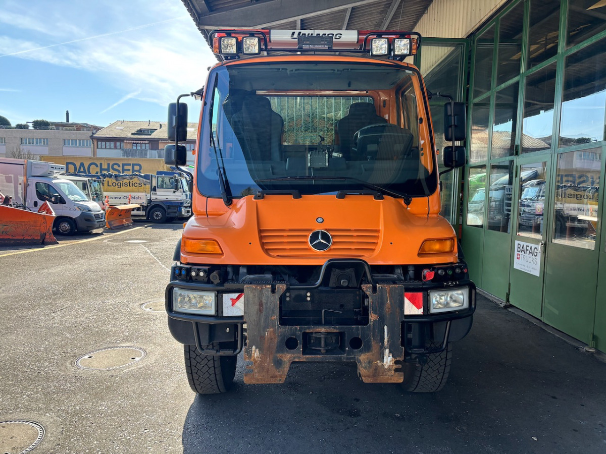 UNIMOG U400 - Istovarivač: slika 3 UNIMOG U400 - Istovarivač: slika 3