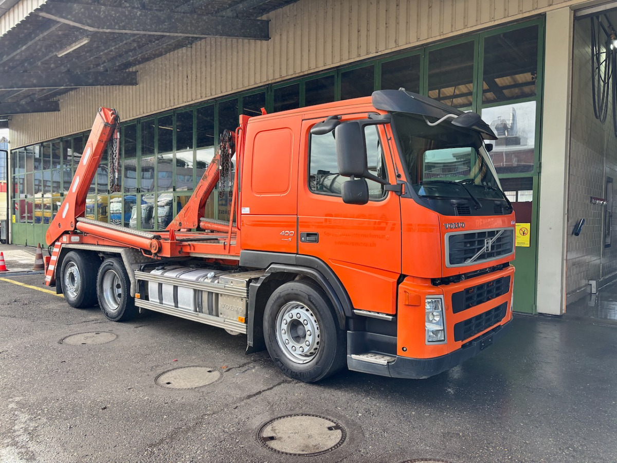 VOLVO FM 400 - Kamion za utovaranje kontejnera: slika 1 VOLVO FM 400 - Kamion za utovaranje kontejnera: slika 1