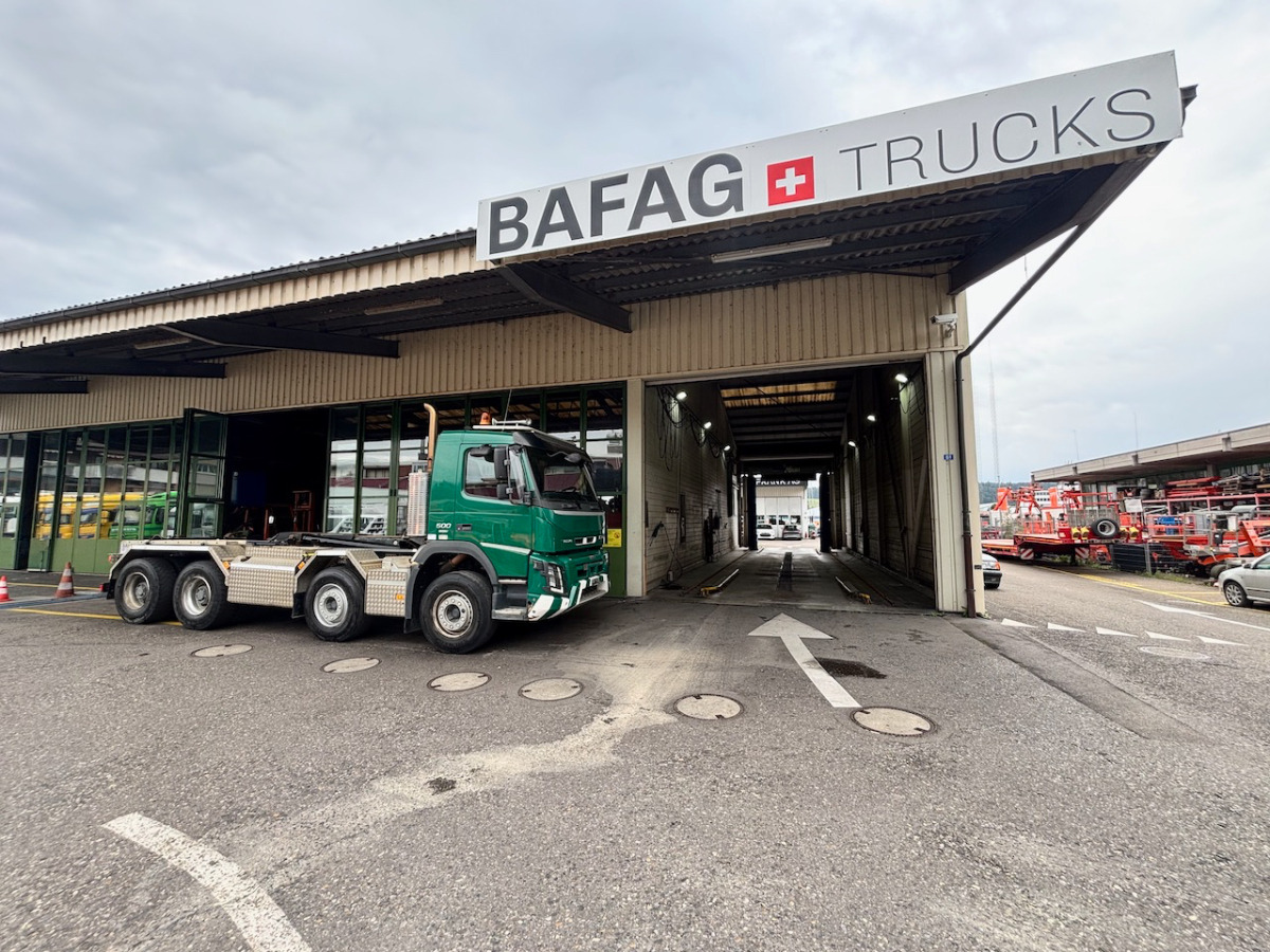 VOLVO FMX-500 8x4R - Kamion sa hidrauličnom kukom: slika 2 VOLVO FMX-500 8x4R - Kamion sa hidrauličnom kukom: slika 2