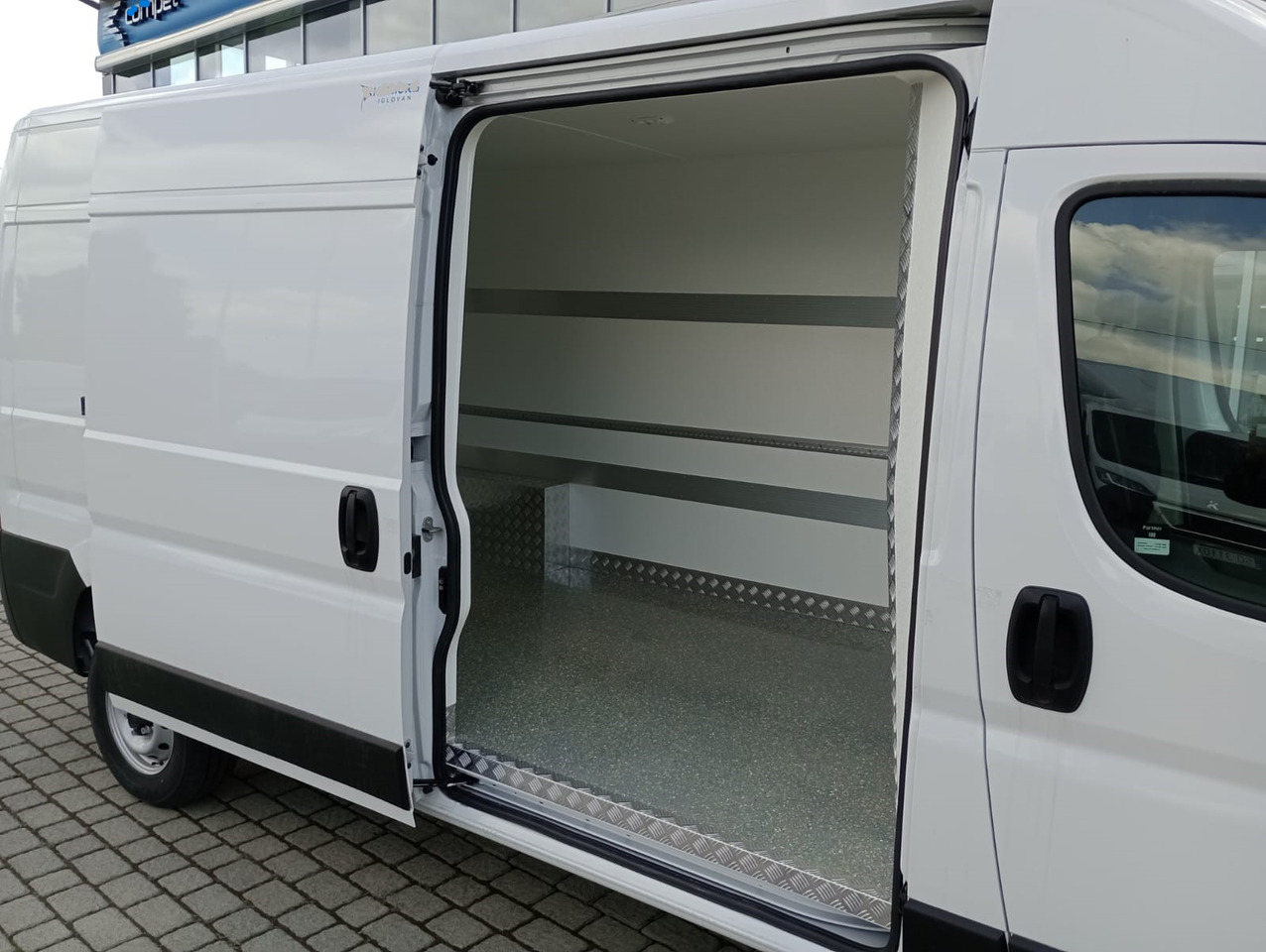 Fiat Ducato 140 L3H2 Kühlkasten - Dostavno vozilo hladnjača: slika 4 Fiat Ducato 140 L3H2 Kühlkasten - Dostavno vozilo hladnjača: slika 4