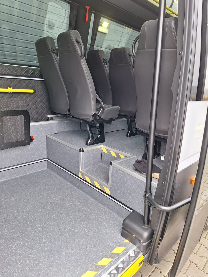 Iveco Daily 65C 22+1+1 - Gradski autobus: slika 2 Iveco Daily 65C 22+1+1 - Gradski autobus: slika 2