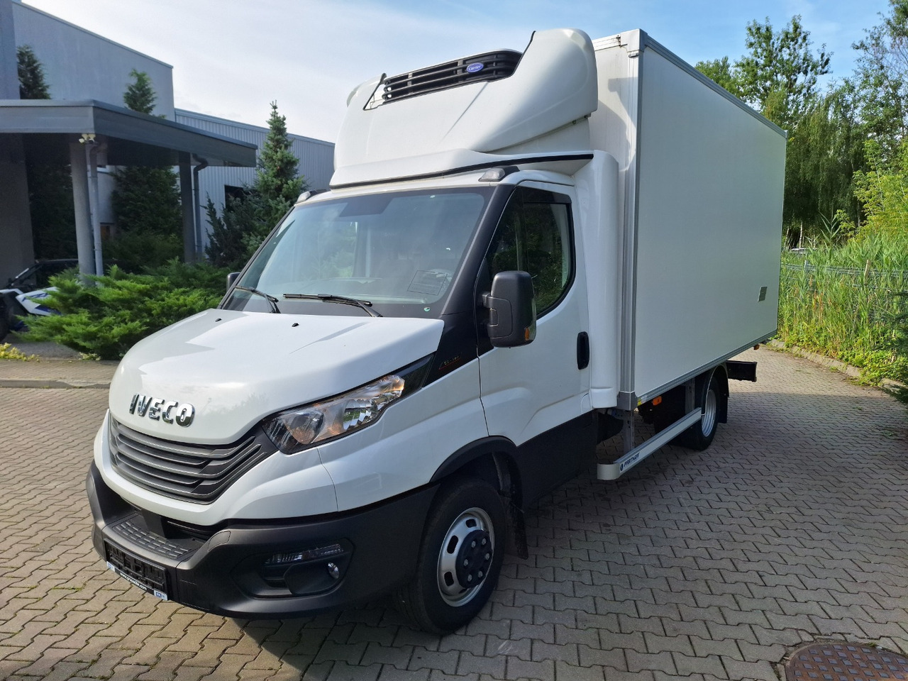 Iveco Daily 70C18 Kühlkoffer LBW BÃR - Dostavno vozilo hladnjača: slika 2 Iveco Daily 70C18 Kühlkoffer LBW BÃR - Dostavno vozilo hladnjača: slika 2