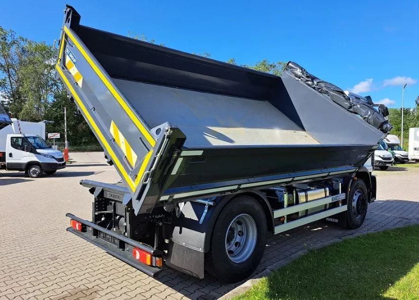 Iveco EUROCARGO ML180E28/P 3-Seiten Kipper 4x2 - Istovarivač: slika 3 Iveco EUROCARGO ML180E28/P 3-Seiten Kipper 4x2 - Istovarivač: slika 3