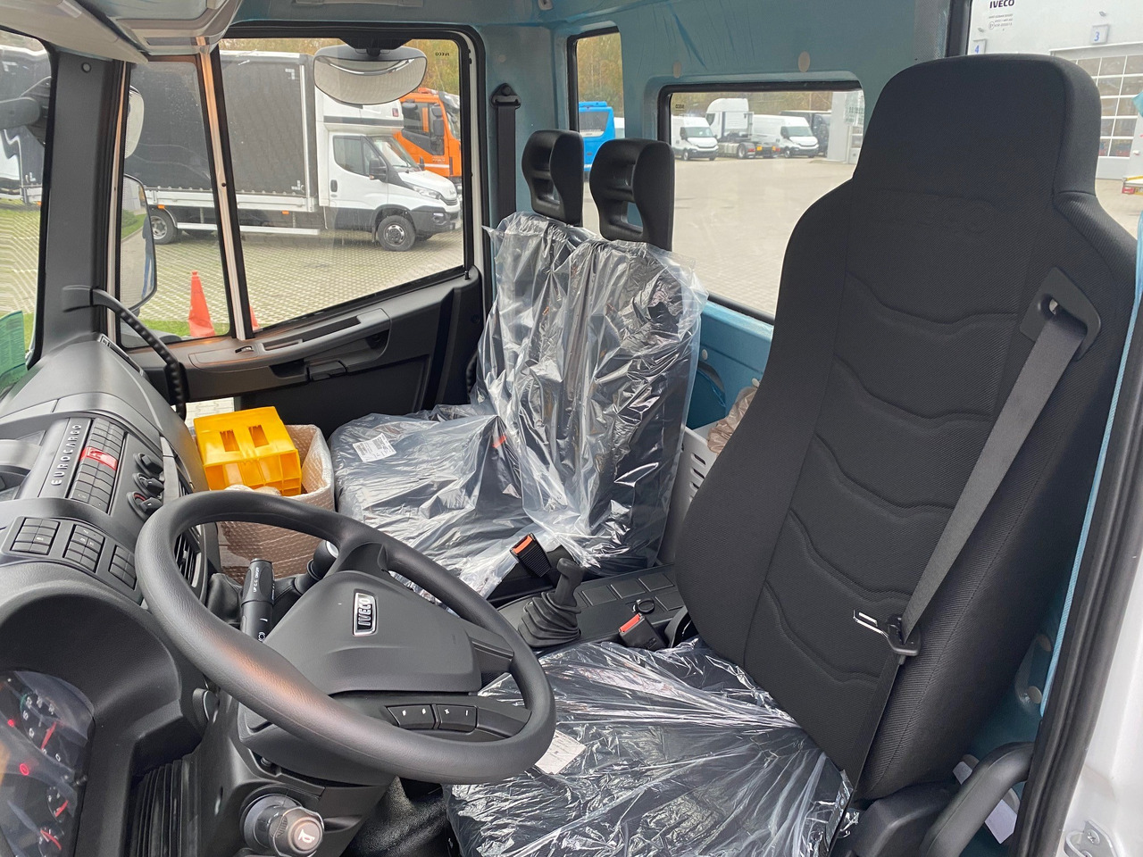 Iveco Eurocargo 120-220 ML120E22/P - Kamion sa hidrauličnom kukom: slika 3 Iveco Eurocargo 120-220 ML120E22/P - Kamion sa hidrauličnom kukom: slika 3