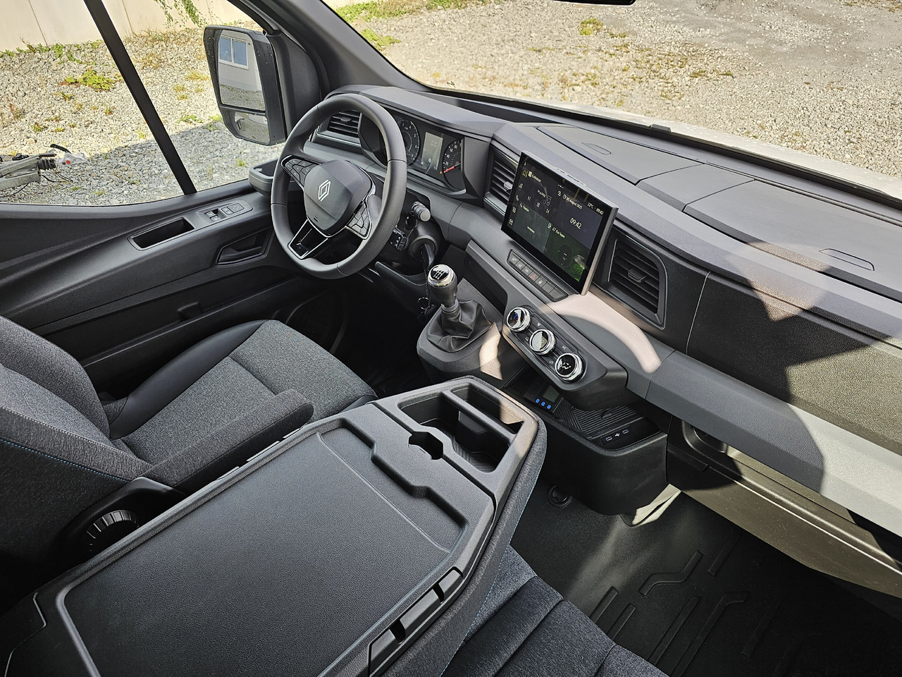 Renault Master 170 8PAL Schlafkabine Webasto - Dostavno vozilo sa ceradom: slika 4 Renault Master 170 8PAL Schlafkabine Webasto - Dostavno vozilo sa ceradom: slika 4